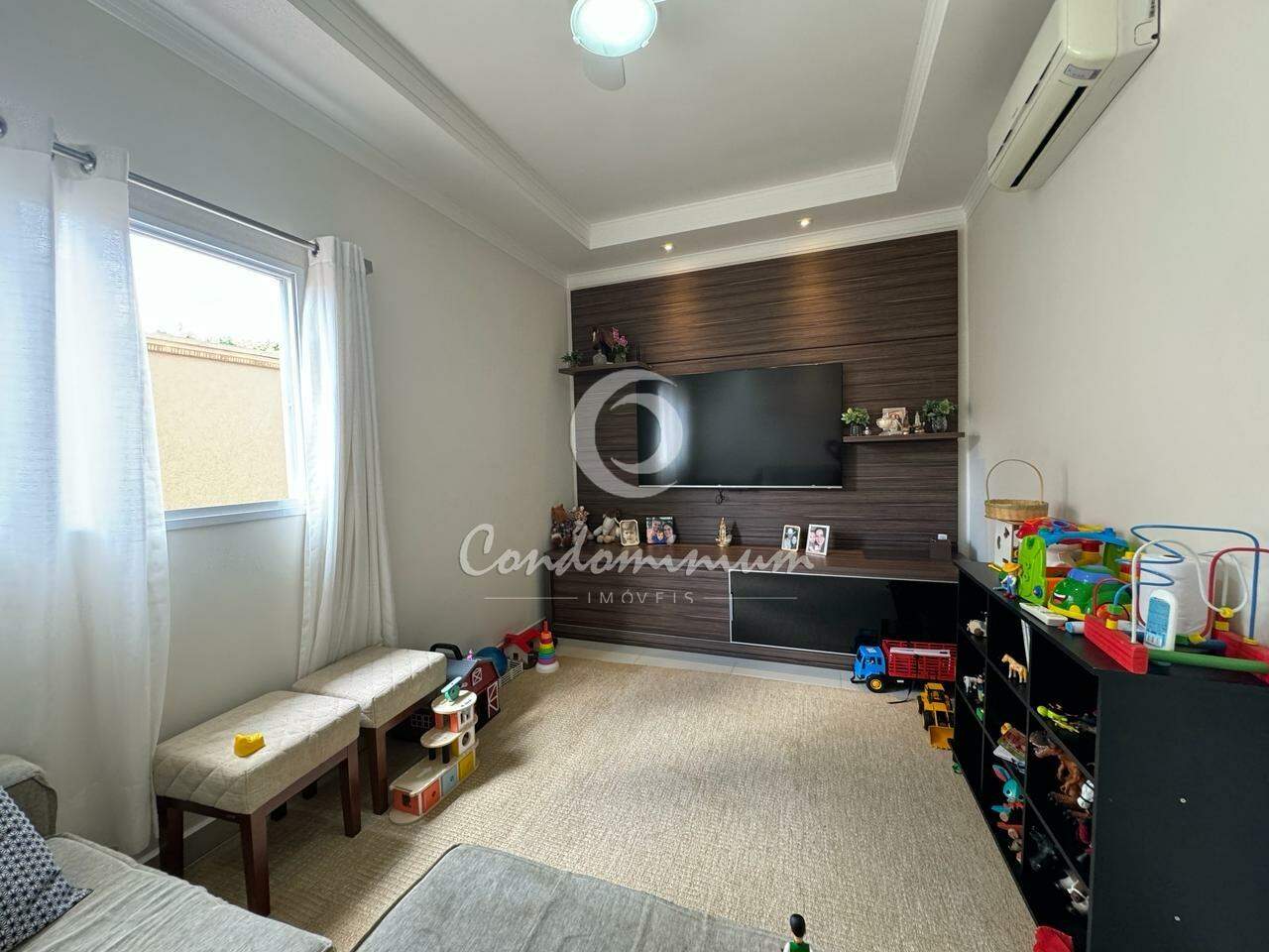 Casa de Condomínio com 3 quartos à venda, 240m² — foto 7 de 28