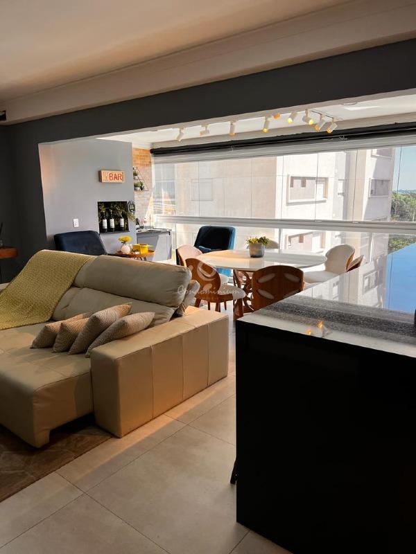 Apartamento com 3 quartos à venda, 100m² — foto 16 de 18