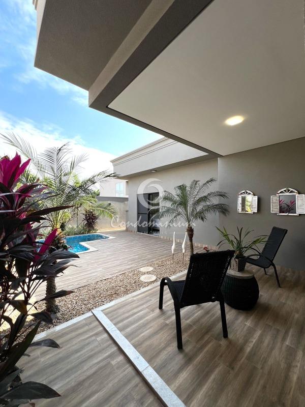 Casa de Condomínio com 3 quartos à venda, 224m² — foto 17 de 41
