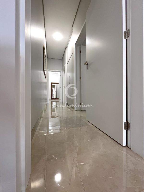 Casa de Condomínio com 3 quartos à venda, 224m² — foto 27 de 41
