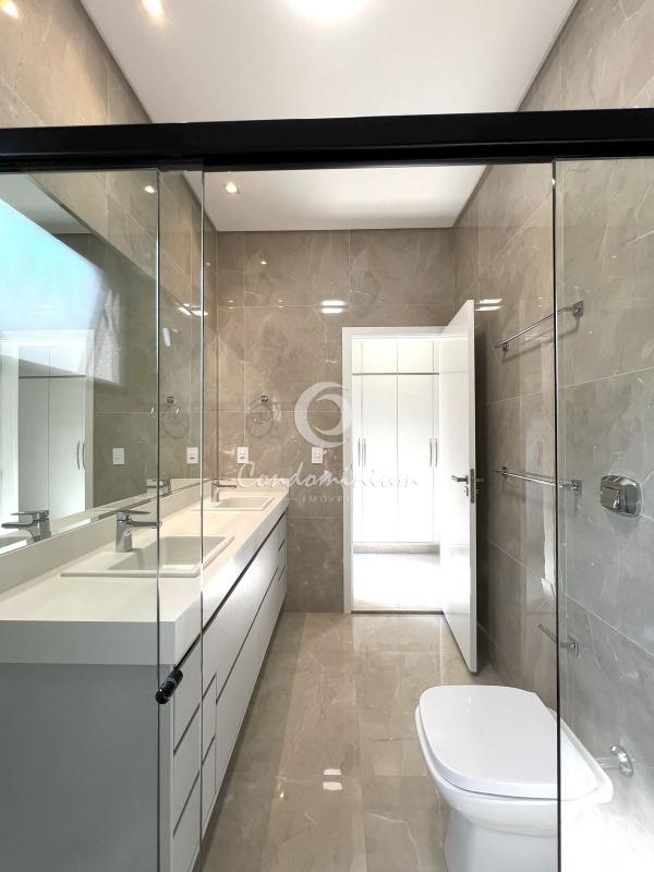 Casa de Condomínio com 3 quartos à venda, 224m² — foto 29 de 41