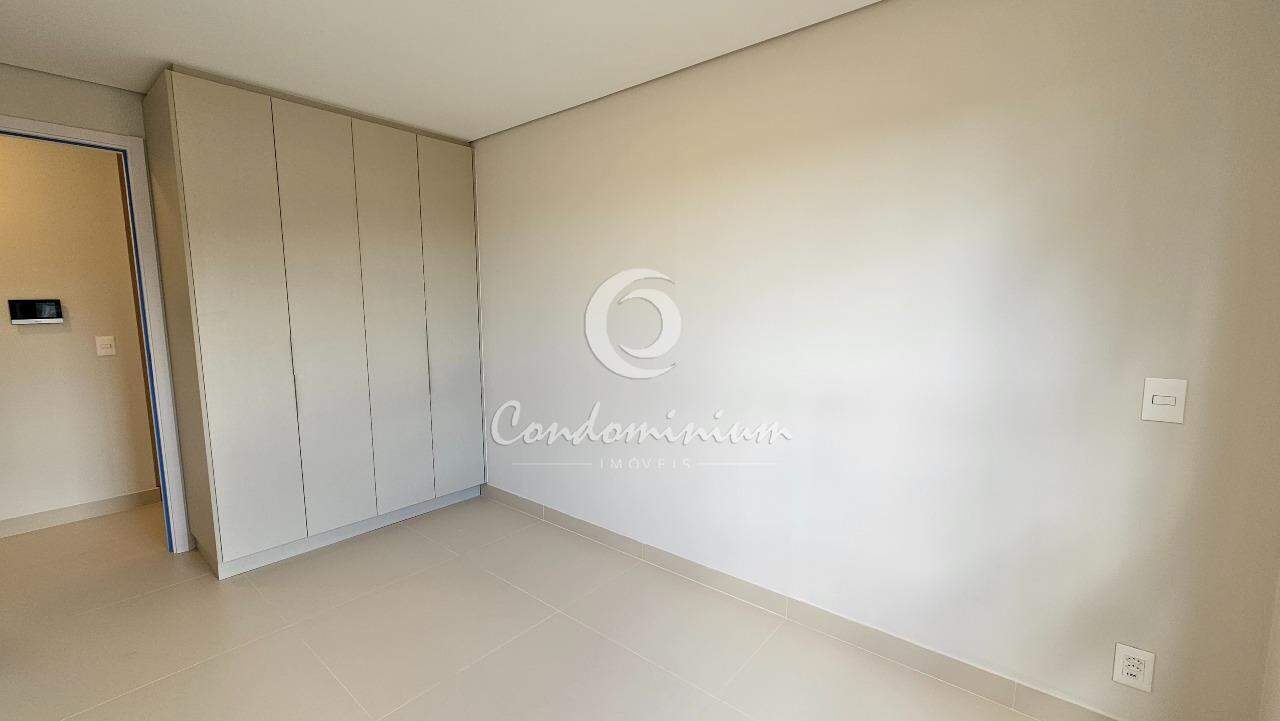 Apartamento com 2 quartos à venda, 63m² — foto 10 de 32