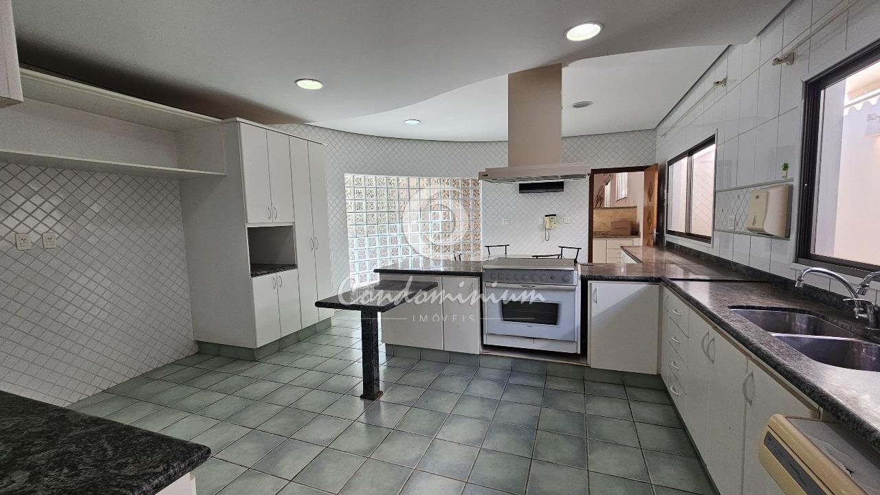 Casa de Condomínio com 3 quartos à venda, 556m² — foto 15 de 33