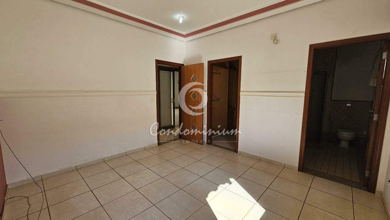 Casa de Condomínio com 3 quartos à venda, 556m² — foto 20 de 33
