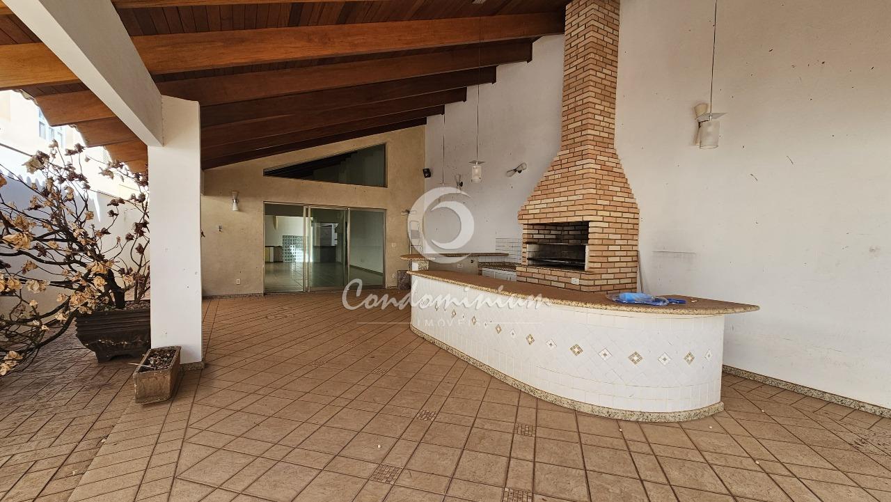 Casa de Condomínio com 3 quartos à venda, 556m² — foto 14 de 33
