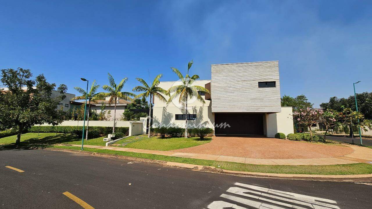 Casa de Condomínio com 4 quartos à venda, 500m² — foto 1 de 55