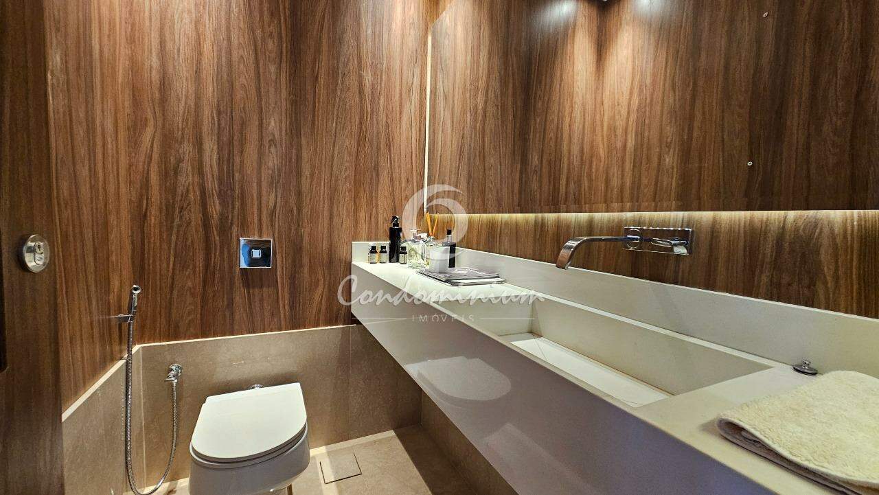 Casa de Condomínio com 4 quartos à venda, 500m² — foto 8 de 55