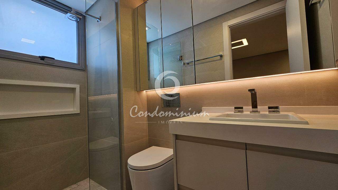 Apartamento com 4 quartos à venda, 256m² — foto 18 de 23