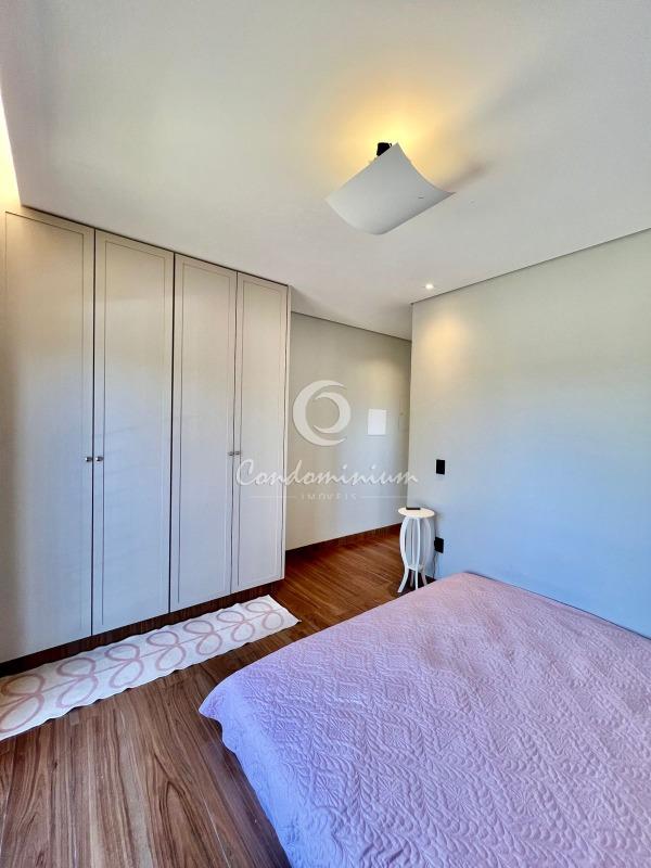Casa de Condomínio com 4 quartos à venda, 400m² — foto 18 de 31
