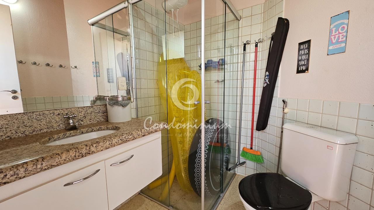 Casa de Condomínio com 4 quartos à venda, 385m² — foto 21 de 44