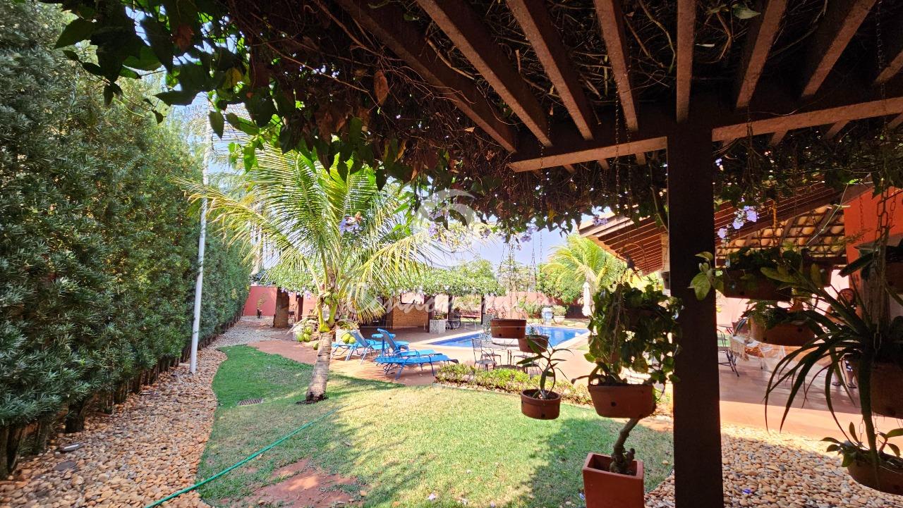 Casa de Condomínio com 4 quartos à venda, 385m² — foto 12 de 44