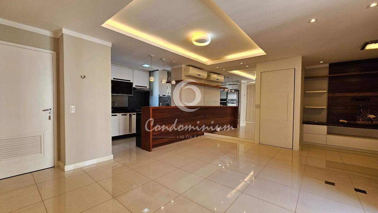 Apartamento com 2 quartos à venda, 84m² — foto 1 de 28