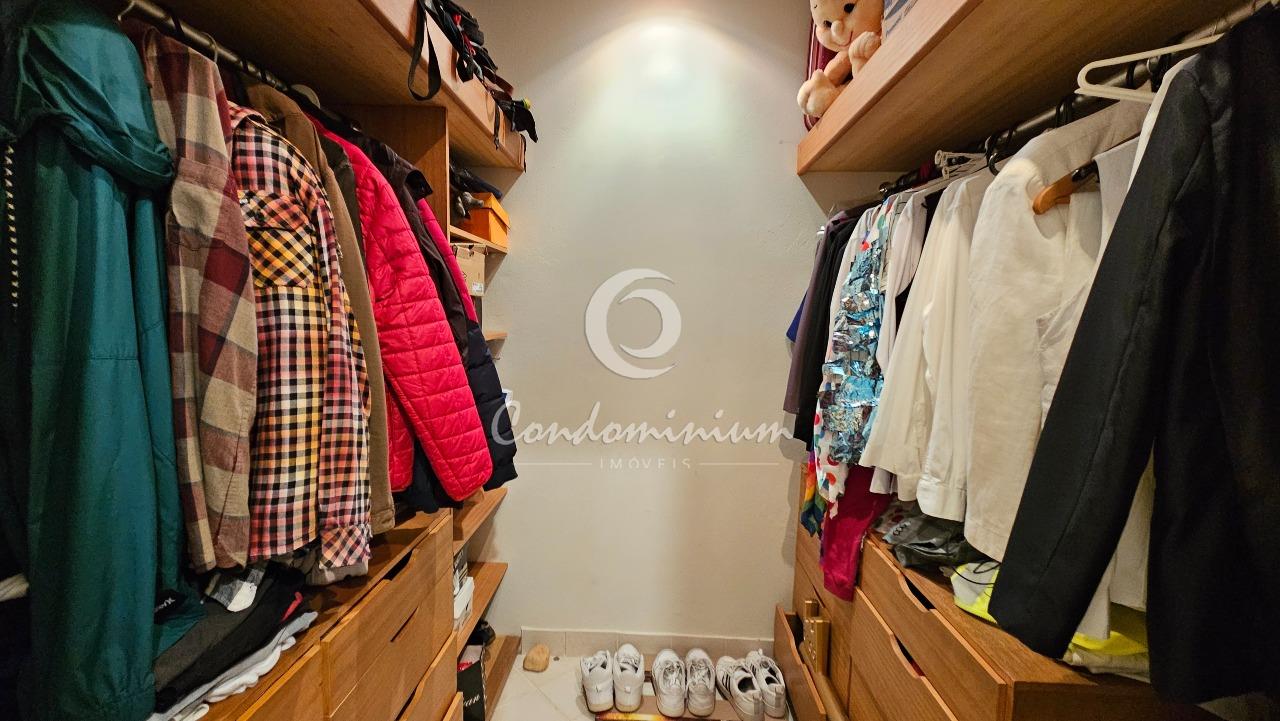Casa de Condomínio com 4 quartos à venda, 350m² — foto 21 de 33