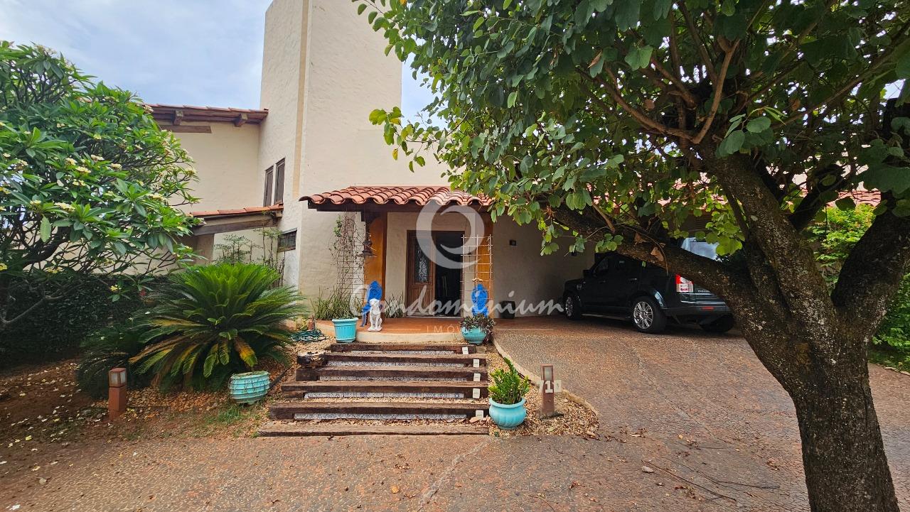 Casa de Condomínio com 4 quartos à venda, 350m² — foto 2 de 33