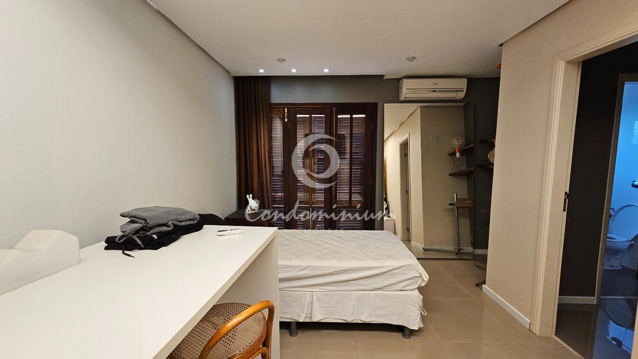 Casa de Condomínio com 4 quartos à venda, 350m² — foto 18 de 33