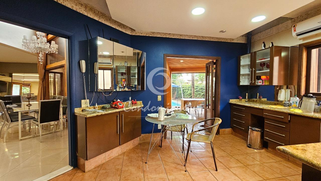 Casa de Condomínio com 4 quartos à venda, 350m² — foto 11 de 33