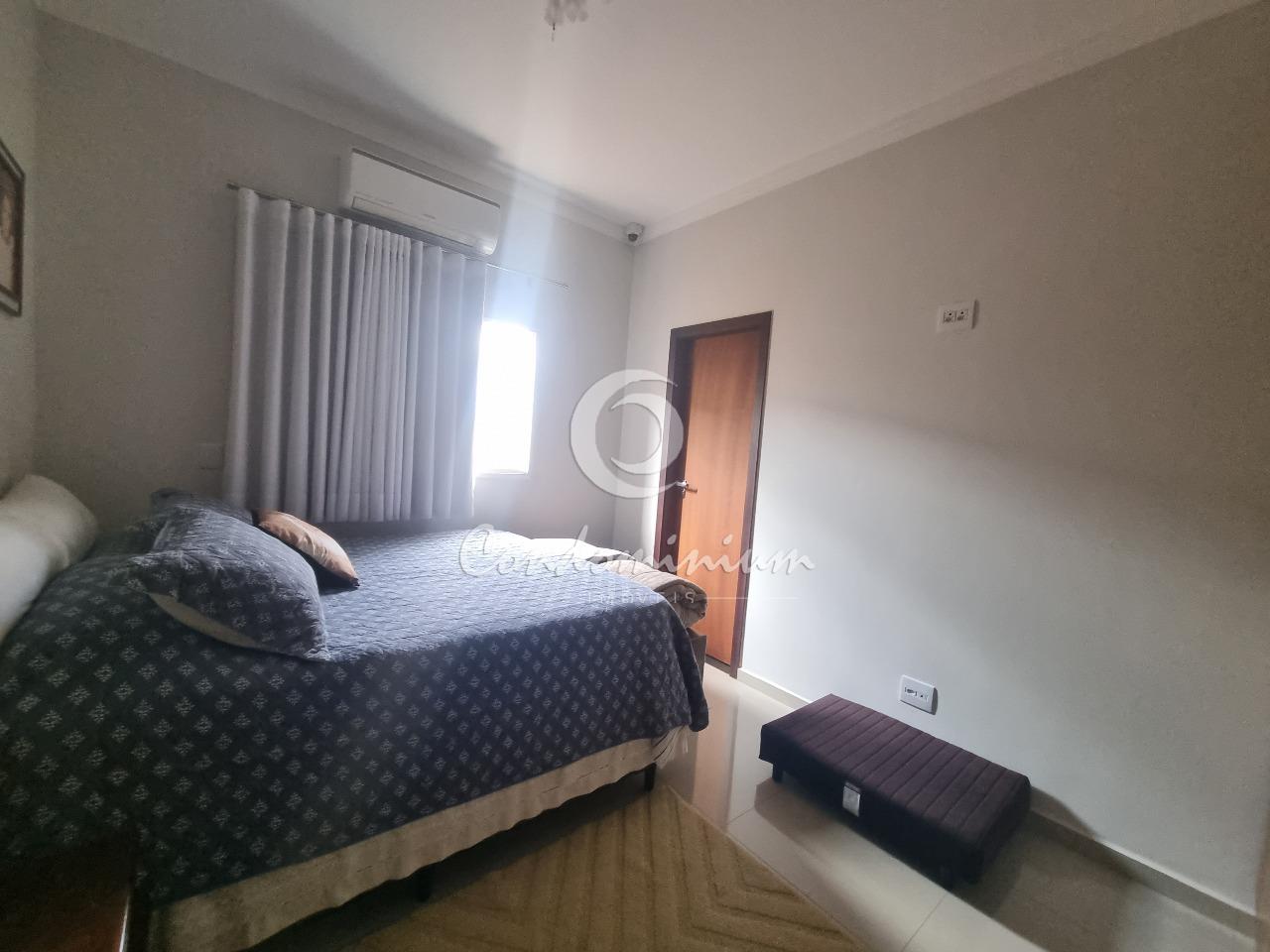 Casa de Condomínio com 3 quartos à venda, 232m² — foto 7 de 33