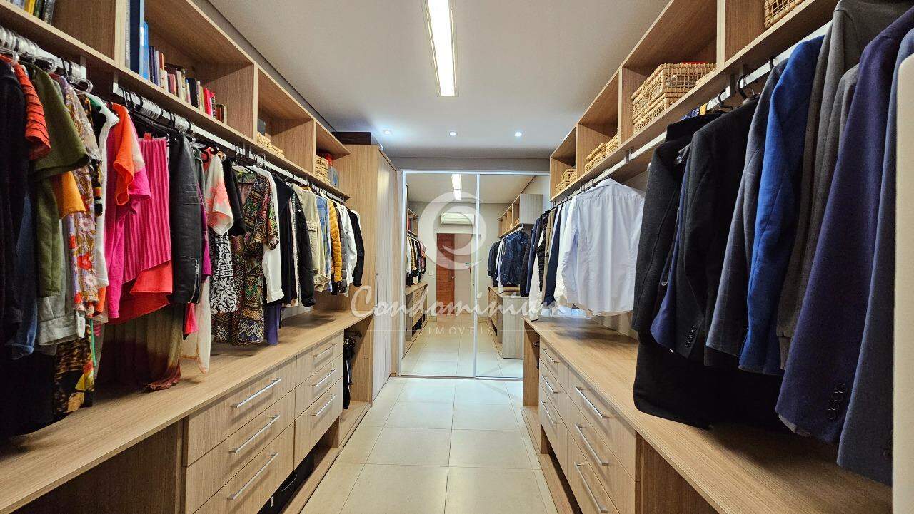 Casa de Condomínio com 4 quartos à venda, 430m² — foto 23 de 40
