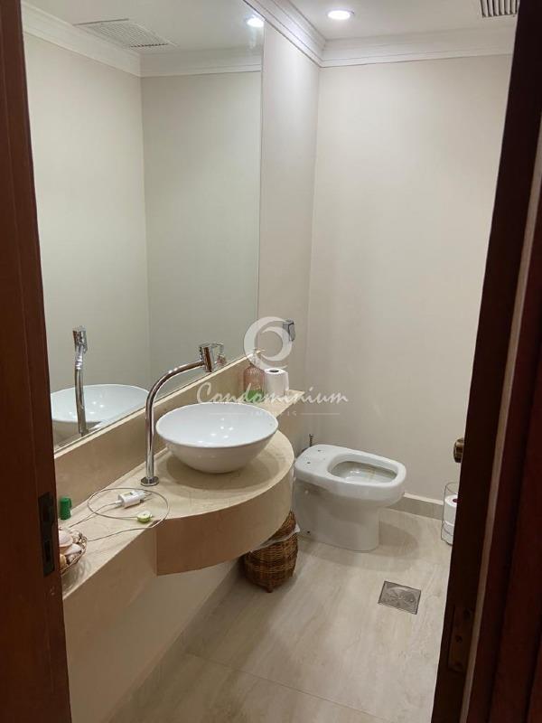 Apartamento com 4 quartos à venda, 240m² — foto 24 de 25