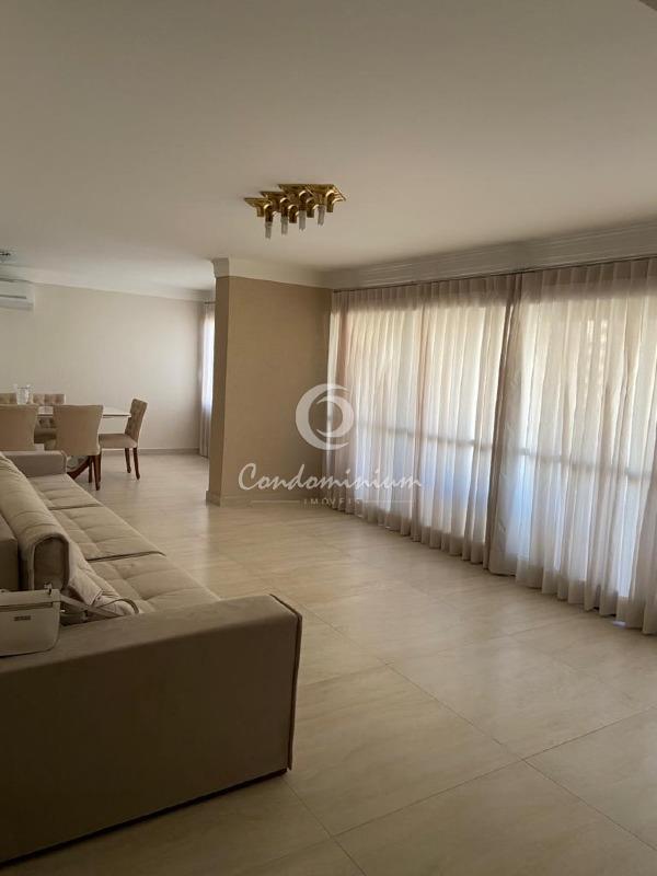Apartamento com 4 quartos à venda, 240m² — foto 8 de 25