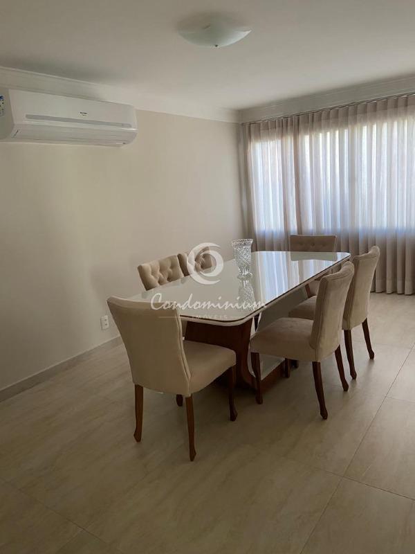 Apartamento com 4 quartos à venda, 240m² — foto 6 de 25