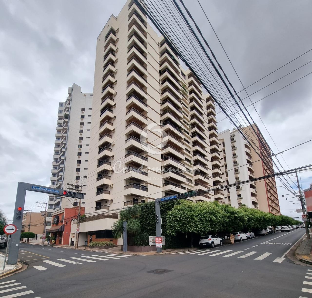 Apartamento com 4 quartos à venda, 240m² — foto 1 de 25