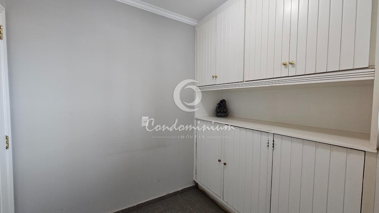 Apartamento com 4 quartos à venda, 231m² — foto 17 de 30