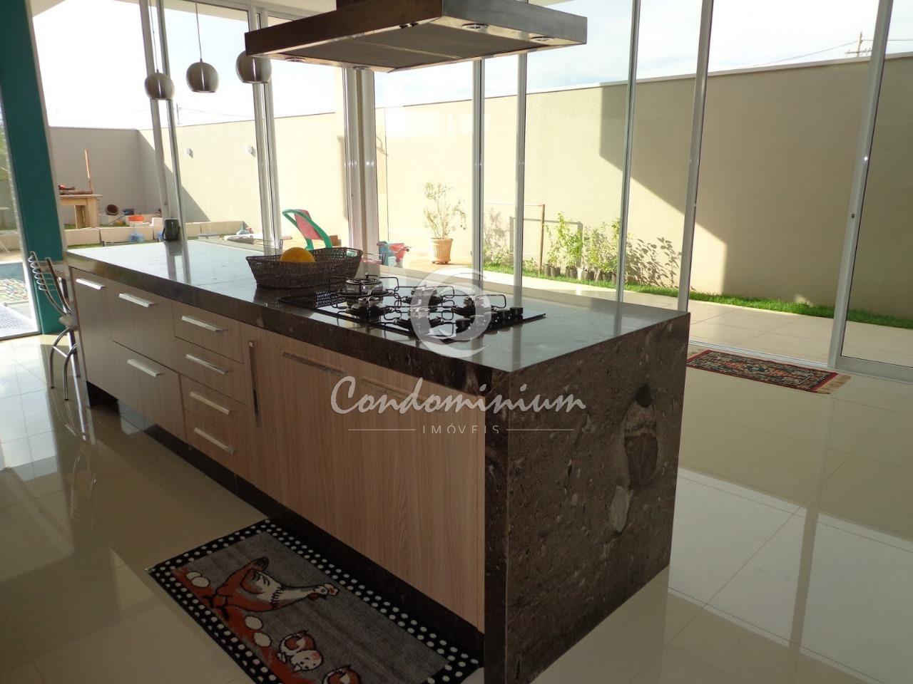 Casa de Condomínio com 3 quartos à venda, 263m² — foto 8 de 31