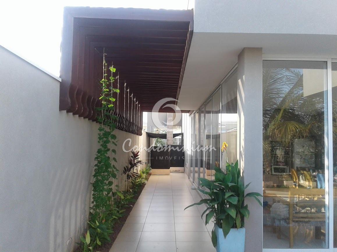 Casa de Condomínio com 3 quartos à venda, 263m² — foto 15 de 31