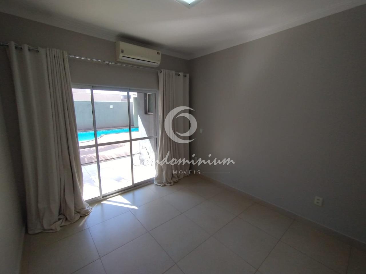 Casa de Condomínio com 3 quartos à venda, 218m² — foto 12 de 25