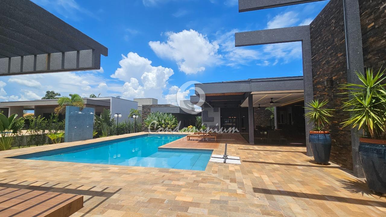 Casa de Condomínio com 6 quartos à venda, 610m² — foto 2 de 37