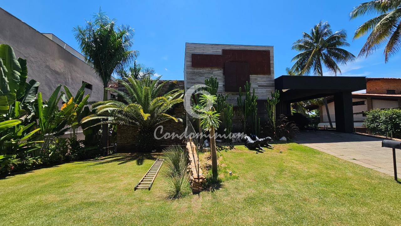 Casa de Condomínio com 5 quartos à venda, 560m² — foto 2 de 36