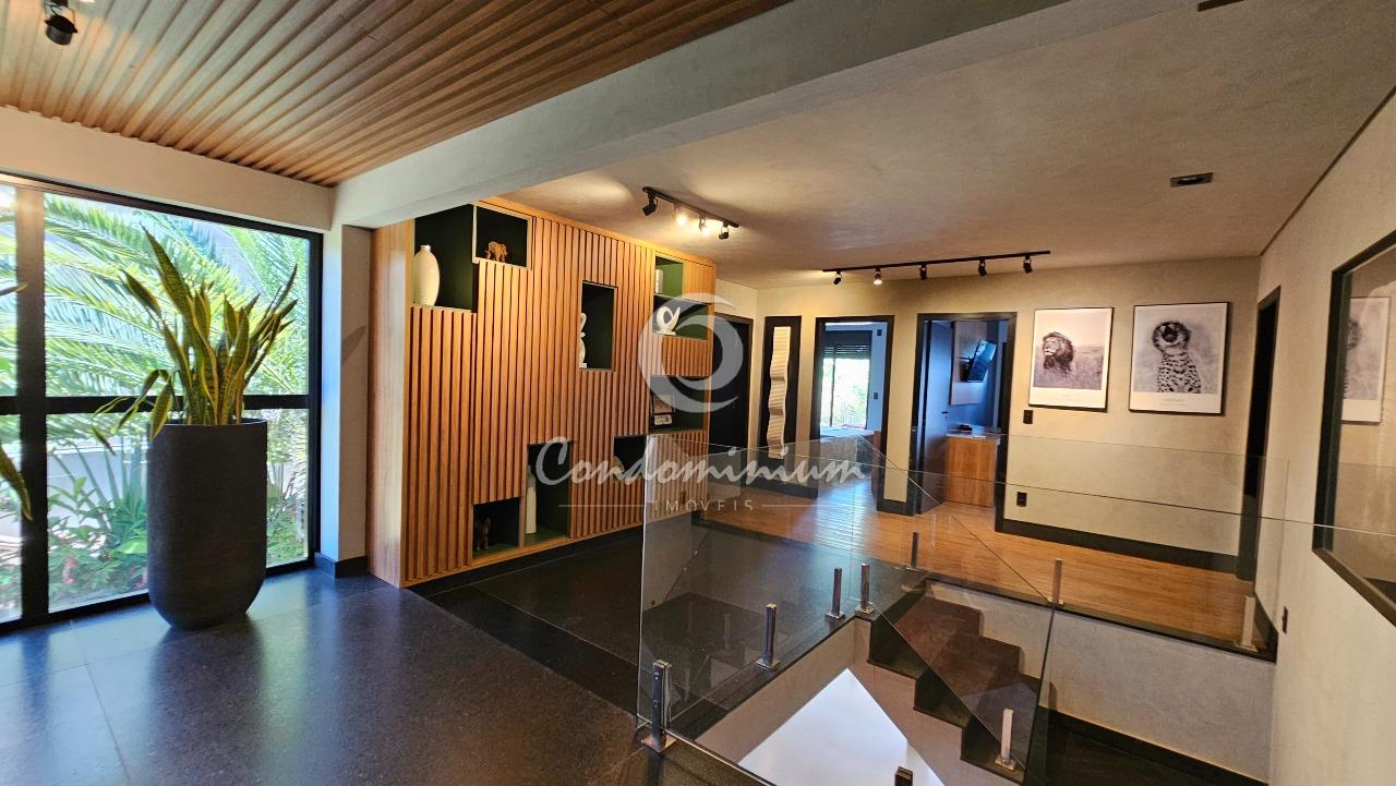 Casa de Condomínio com 5 quartos à venda, 560m² — foto 3 de 36