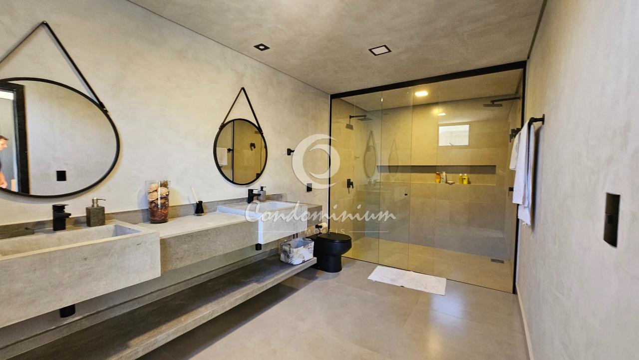 Casa de Condomínio com 5 quartos à venda, 560m² — foto 23 de 36
