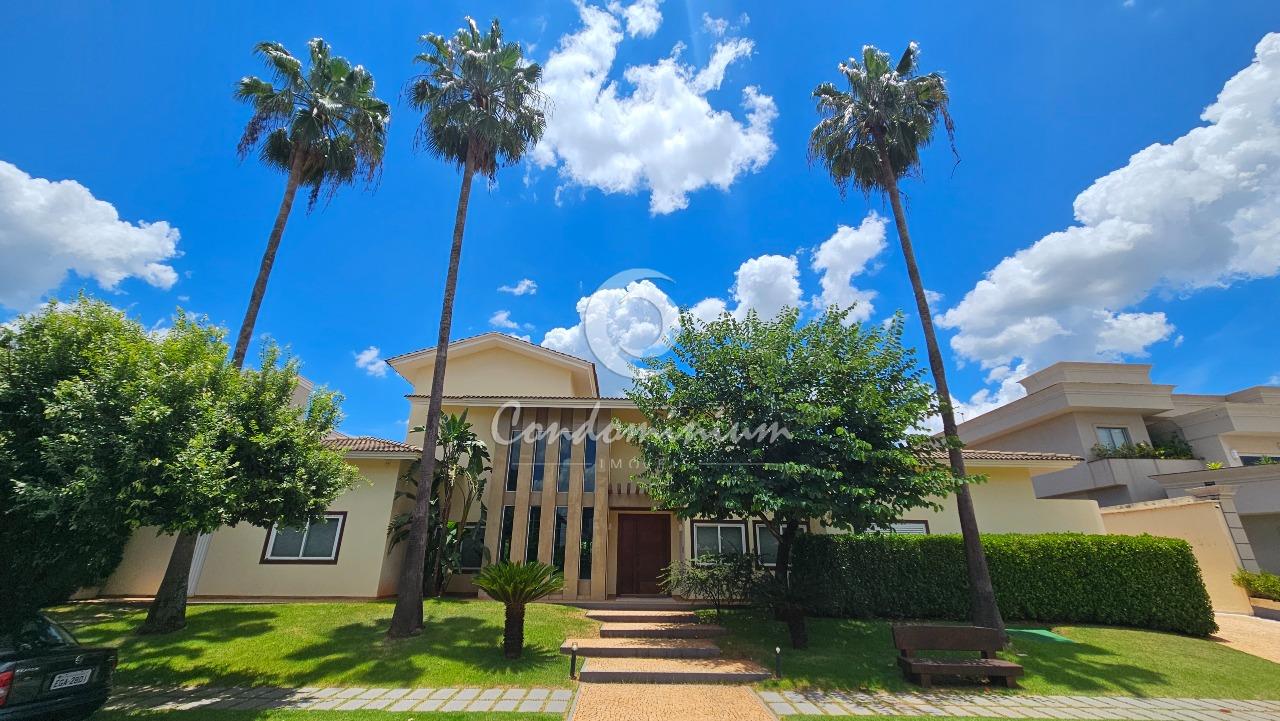 Casa de Condomínio com 5 quartos à venda, 690m² — foto 2 de 43