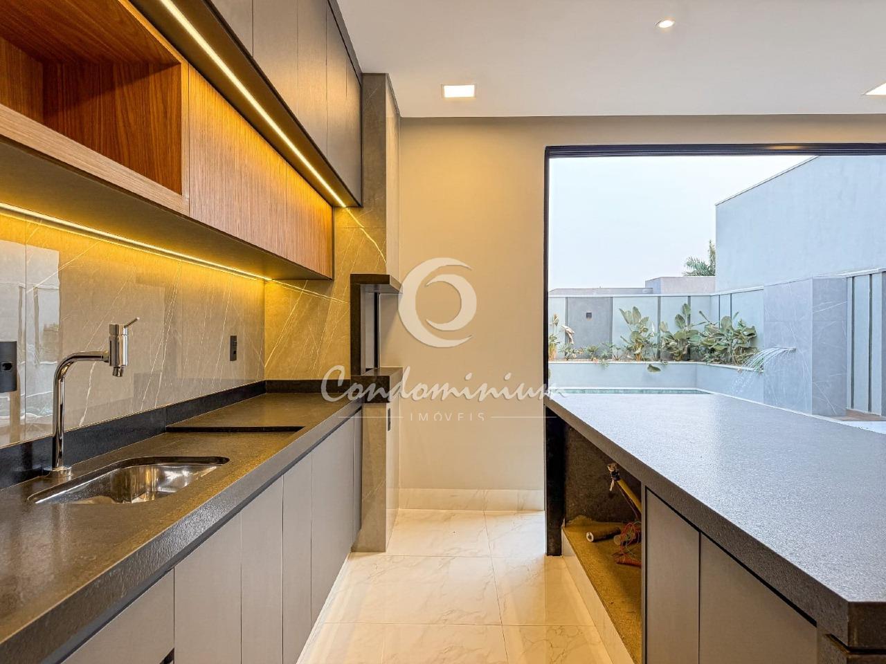 Casa de Condomínio com 3 quartos à venda, 248m² — foto 8 de 21