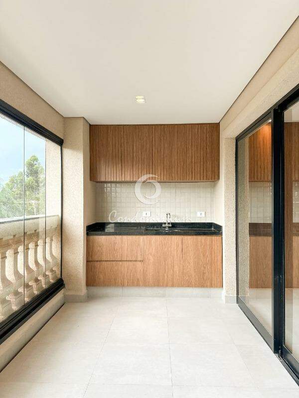 Apartamento com 3 quartos à venda, 123m² — foto 1 de 31