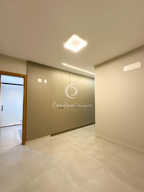 Apartamento com 3 quartos à venda, 123m² — foto 22 de 31