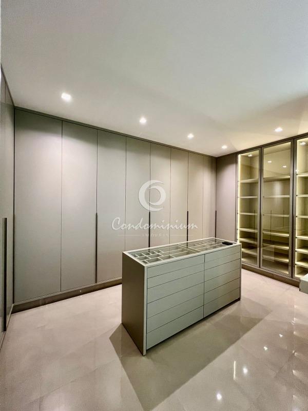 Casa de Condomínio com 4 quartos à venda, 334m² — foto 25 de 42