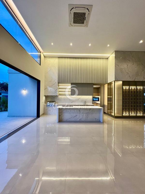 Casa de Condomínio com 4 quartos à venda, 334m² — foto 7 de 42