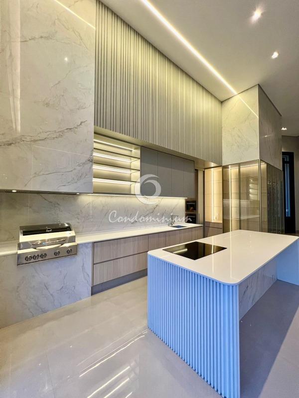 Casa de Condomínio com 4 quartos à venda, 334m² — foto 11 de 42
