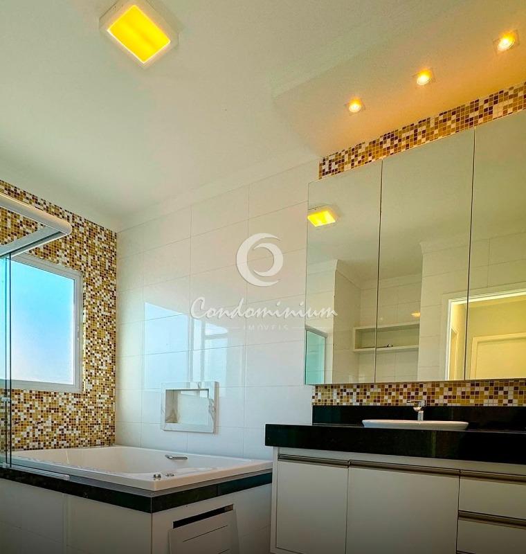 Casa de Condomínio com 4 quartos à venda, 320m² — foto 9 de 13