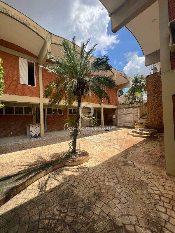 Casa com 7 quartos à venda, 556m² — foto 5 de 29