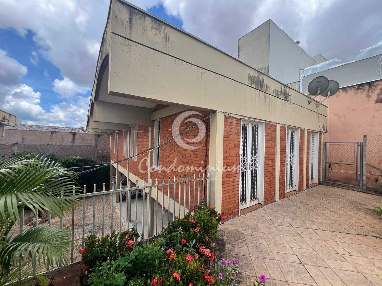 Casa com 7 quartos à venda, 556m² — foto 18 de 29
