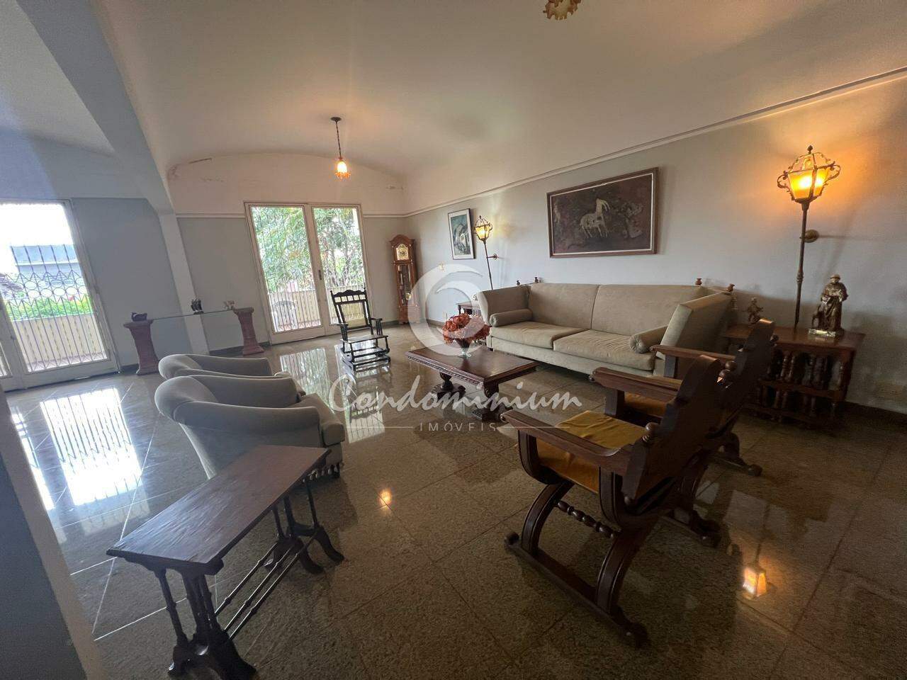 Casa com 7 quartos à venda, 556m² — foto 21 de 29