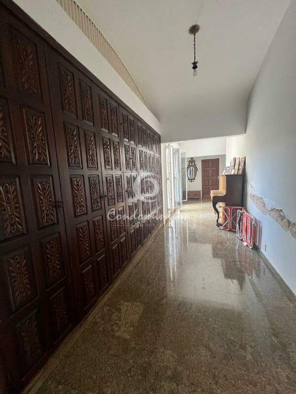 Casa com 7 quartos à venda, 556m² — foto 10 de 29