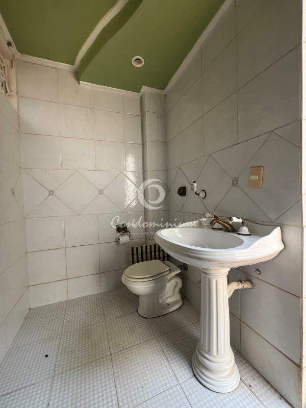 Casa com 7 quartos à venda, 556m² — foto 4 de 29