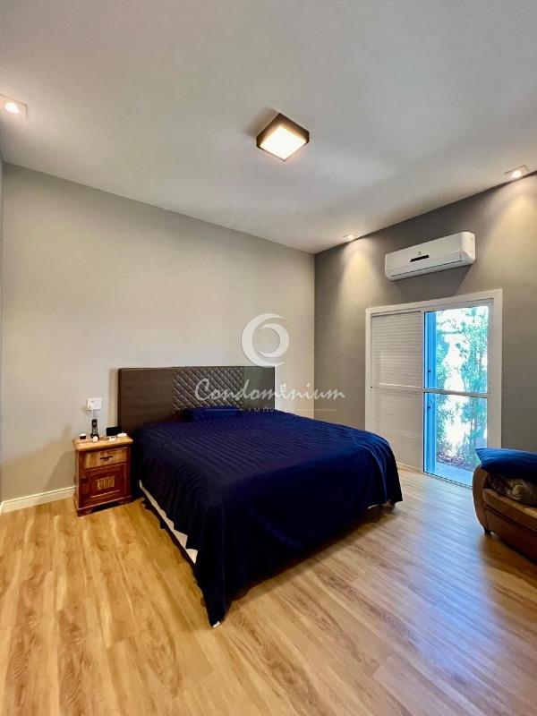Casa de Condomínio com 3 quartos à venda, 330m² — foto 5 de 24