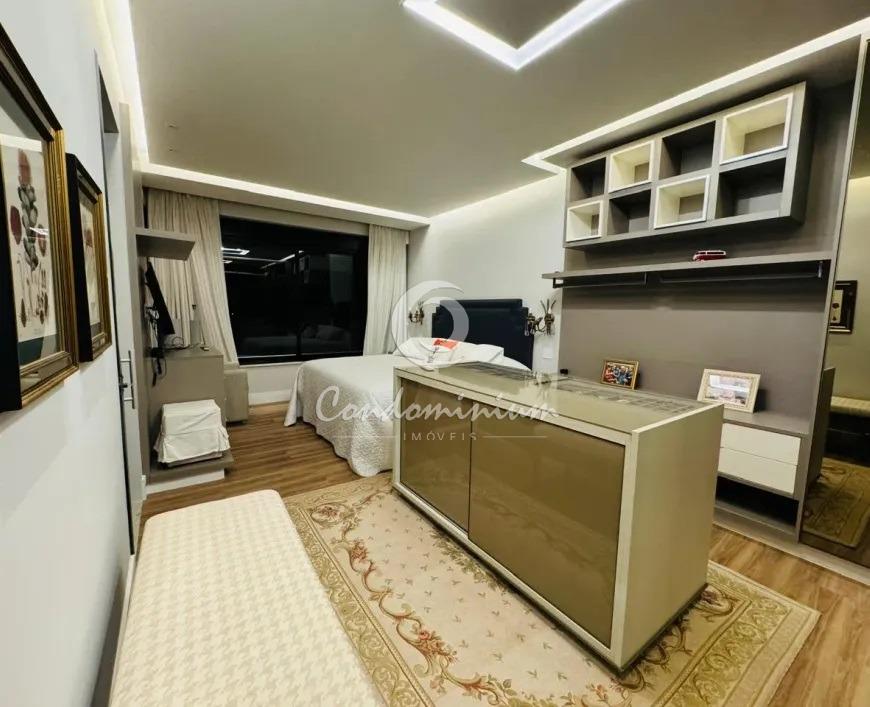 Casa de Condomínio com 5 quartos à venda, 600m² — foto 16 de 46