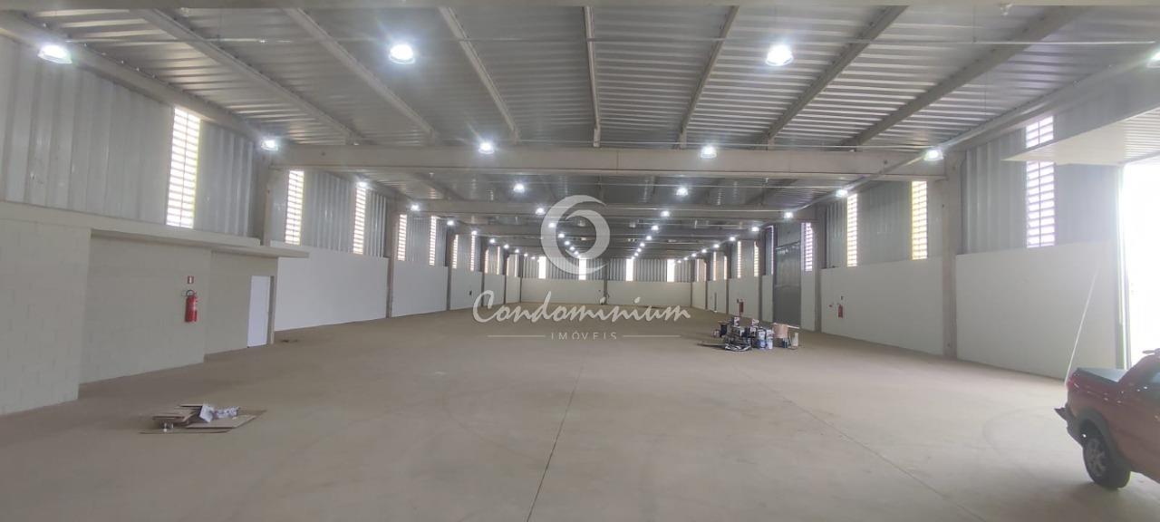 Galpão / Depósito / Armazém  para aluguel, 2000m² — foto 9 de 10